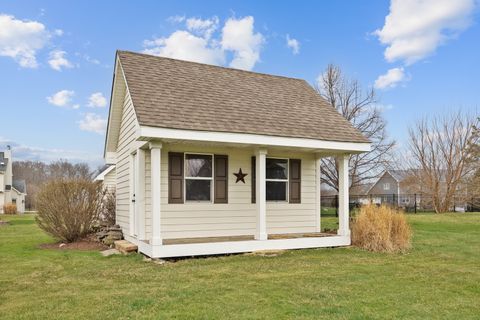 Tiny photo for 375 Meadow View, Burlington, IL 60109 (MLS # 12584200)