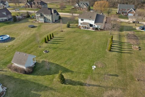 Tiny photo for 375 Meadow View, Burlington, IL 60109 (MLS # 12584200)