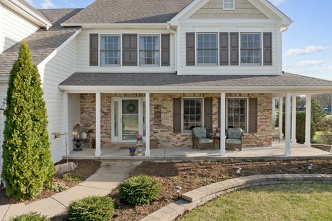 Tiny photo for 375 Meadow View, Burlington, IL 60109 (MLS # 12584200)