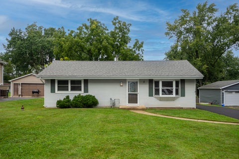Photo of 2312 Briar Lane, Lindenhurst, IL 60046 (MLS # 12760746)
