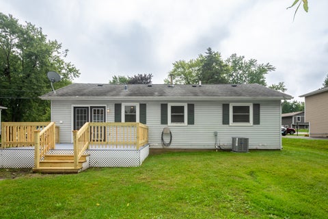 Tiny photo for 2312 Briar Lane, Lindenhurst, IL 60046 (MLS # 12760746)