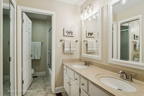 Tiny photo for 230 W GOLFVIEW Terrace, Palatine, IL 60067 (MLS # 12379373)