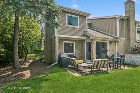 Tiny photo for 230 W GOLFVIEW Terrace, Palatine, IL 60067 (MLS # 12379373)