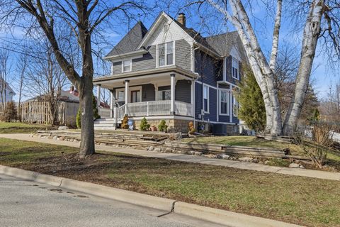 Tiny photo for 410 Standish Street, Elgin, IL 60123 (MLS # 12612017)