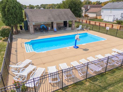 Tiny photo for 450 Beechwood Court, Normal, IL 61761 (MLS # 12582801)