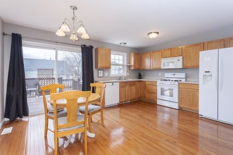 Tiny photo for 450 Beechwood Court, Normal, IL 61761 (MLS # 12582801)