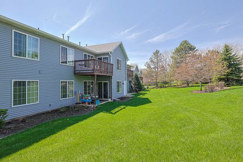 Tiny photo for 875 Golf Course Road #2, Crystal Lake, IL 60014 (MLS # 12617077)