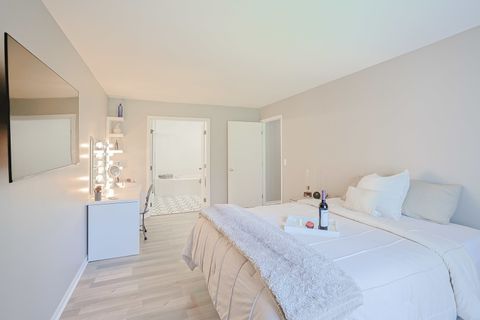 Tiny photo for 875 Golf Course Road #2, Crystal Lake, IL 60014 (MLS # 12617077)