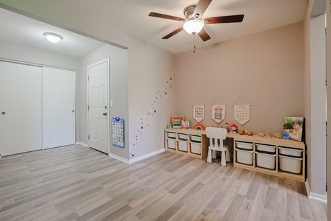 Tiny photo for 875 Golf Course Road #2, Crystal Lake, IL 60014 (MLS # 12617077)