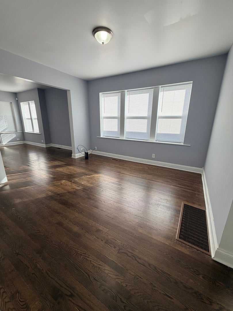 839 E 87th Place 1