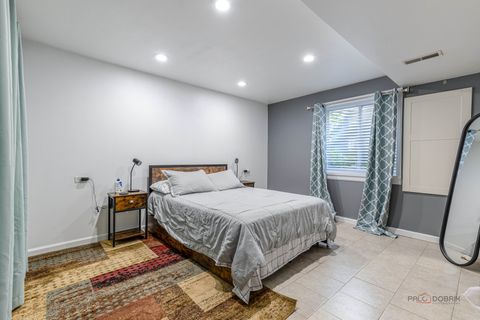 Tiny photo for 3316 Highwood Court, Elgin, IL 60124 (MLS # 12506540)