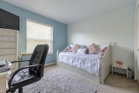 Tiny photo for 3316 Highwood Court, Elgin, IL 60124 (MLS # 12506540)