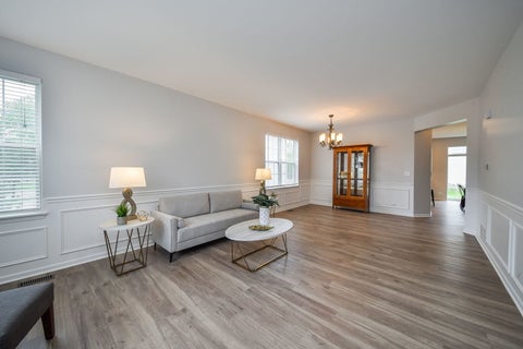 Tiny photo for 298 Fairhaven Drive, St. Charles, IL 60175 (MLS # 12649568)