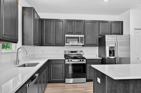 Tiny photo for 373 Cottrell Lane, Aurora, IL 60506 (MLS # 12645438)