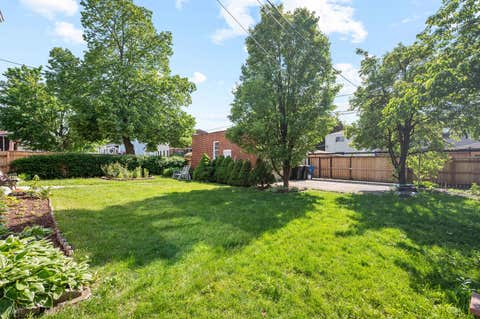 Tiny photo for 5100 N Long Avenue, Chicago, IL 60630 (MLS # 12739338)