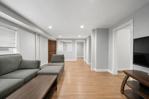 Tiny photo for 5100 N Long Avenue, Chicago, IL 60630 (MLS # 12739338)