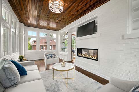Tiny photo for 5100 N Long Avenue, Chicago, IL 60630 (MLS # 12739338)
