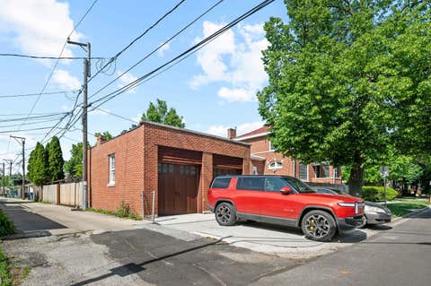 Tiny photo for 5100 N Long Avenue, Chicago, IL 60630 (MLS # 12739338)