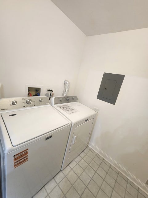 Tiny photo for 1001 Butternut Lane #C, Mount Prospect, IL 60056 (MLS # 12773811)