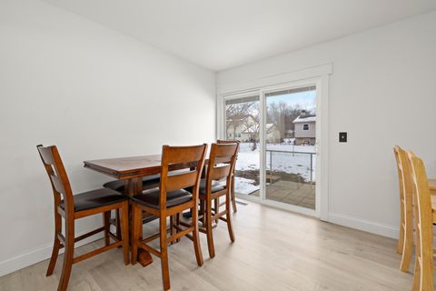 Tiny photo for 6418 MARTIN Street, Crystal Lake, IL 60014 (MLS # 12529167)