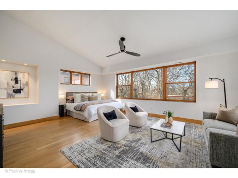 Tiny photo for 2801 W Eastwood Avenue, Chicago, IL 60625 (MLS # 12579185)