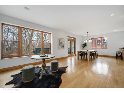 Tiny photo for 2801 W Eastwood Avenue, Chicago, IL 60625 (MLS # 12579185)