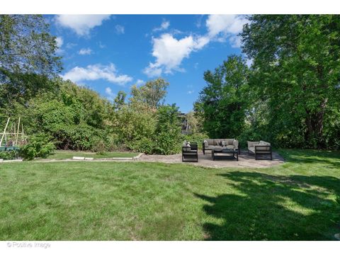 Tiny photo for 2801 W Eastwood Avenue, Chicago, IL 60625 (MLS # 12579185)