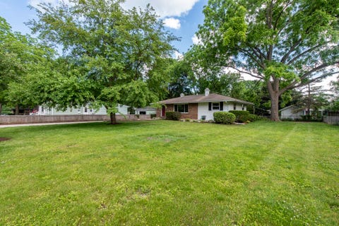 Tiny photo for 2109 7th Street, Winthrop Harbor, IL 60096 (MLS # 12664026)