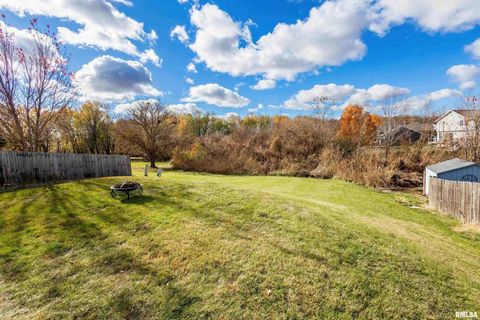 Tiny photo for 6050 Hillandale Road, Davenport, IA 52806 (MLS # QC4269281)