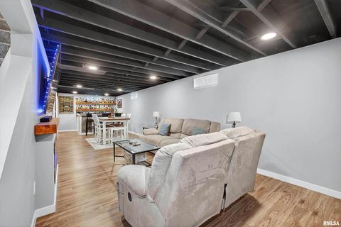 Tiny photo for 6050 Hillandale Road, Davenport, IA 52806 (MLS # QC4269281)