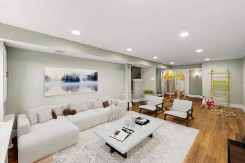 Tiny photo for 417 DAWN Avenue, Glen Ellyn, IL 60137 (MLS # 12711244)