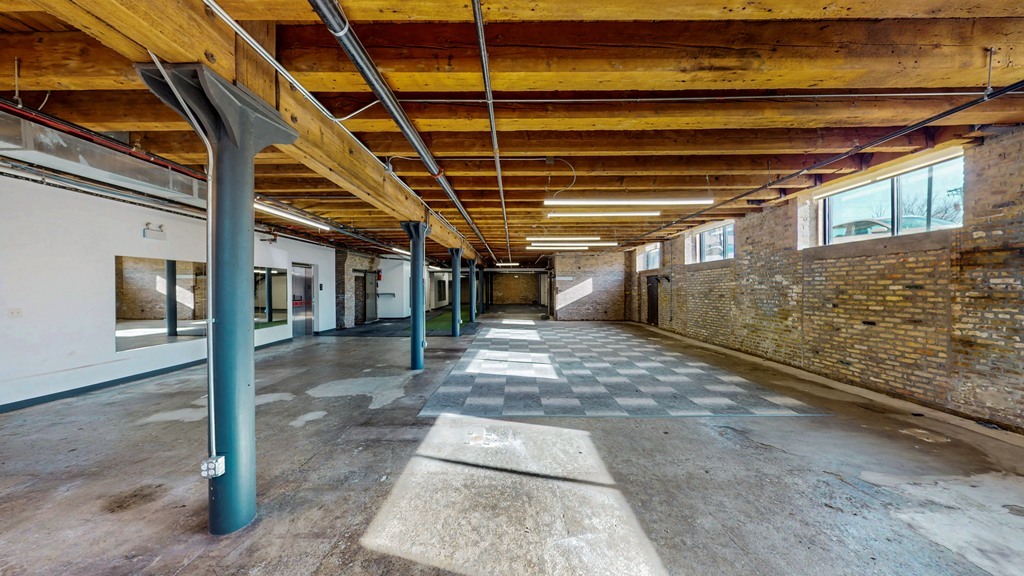 1500 W Carroll Avenue LOWERLEVEL