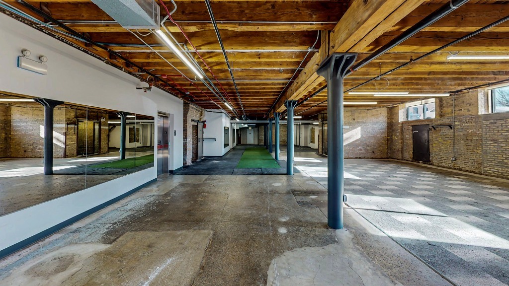 1500 W Carroll Avenue LOWERLEVEL