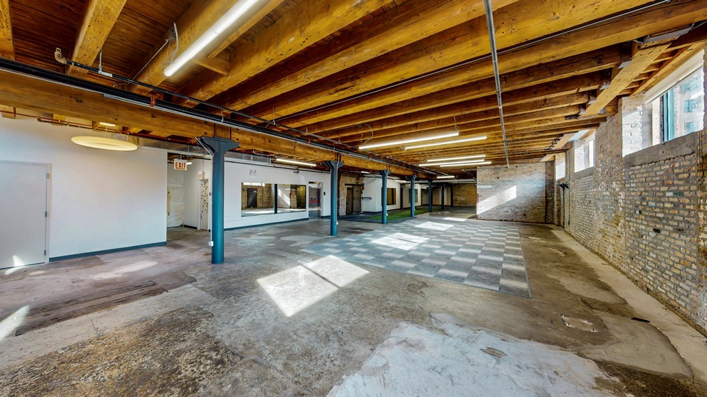1500 W Carroll Avenue LOWERLEVEL