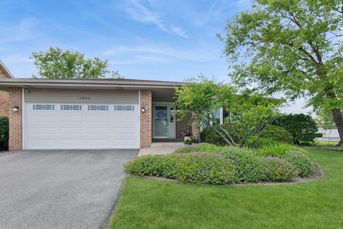 Photo of 17900 Poplar Lane, Country Club Hills, IL 60478 (MLS # 12665201)