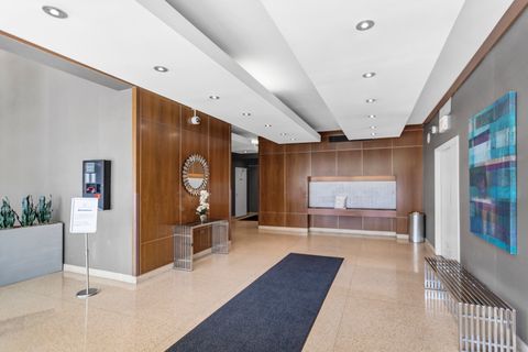 Tiny photo for 450 W Briar Place #13G, Chicago, IL 60657 (MLS # 12545666)
