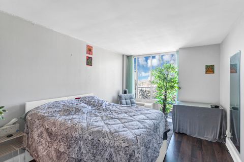 Tiny photo for 450 W Briar Place #13G, Chicago, IL 60657 (MLS # 12545666)