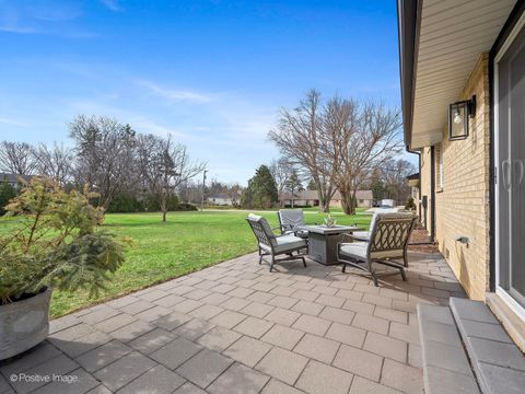 Tiny photo for 20W065 S Frontage Road, Lemont, IL 60439 (MLS # 12599624)