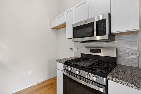 Tiny photo for 455 Kennedy Place, Vernon Hills, IL 60061 (MLS # 12571865)