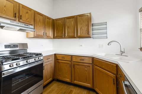 Tiny photo for 1148 Harbor Court, Glendale Heights, IL 60139 (MLS # 12487716)