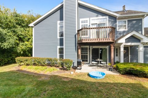 Tiny photo for 1148 Harbor Court, Glendale Heights, IL 60139 (MLS # 12487716)