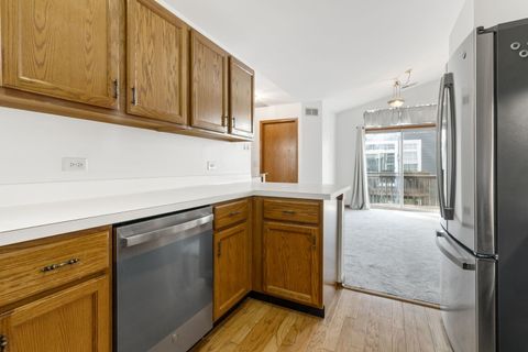 Tiny photo for 1148 Harbor Court, Glendale Heights, IL 60139 (MLS # 12487716)