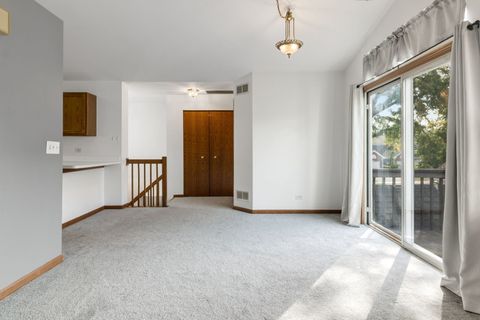 Tiny photo for 1148 Harbor Court, Glendale Heights, IL 60139 (MLS # 12487716)