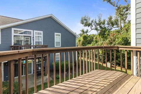 Tiny photo for 1148 Harbor Court, Glendale Heights, IL 60139 (MLS # 12487716)