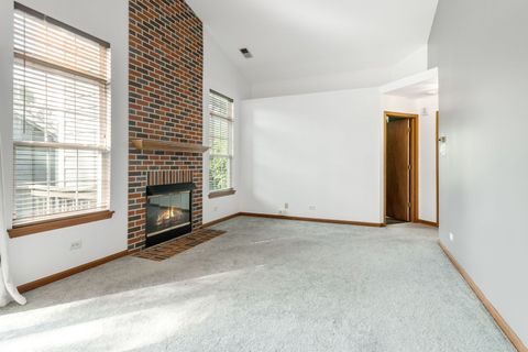 Tiny photo for 1148 Harbor Court, Glendale Heights, IL 60139 (MLS # 12487716)