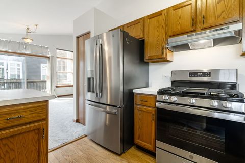 Tiny photo for 1148 Harbor Court, Glendale Heights, IL 60139 (MLS # 12487716)