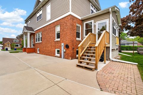 Tiny photo for Des Plaines, IL 60016 (MLS # 12647032)