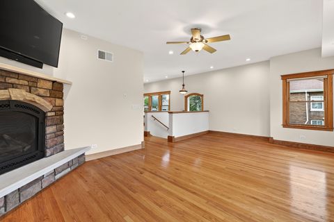Tiny photo for Des Plaines, IL 60016 (MLS # 12647032)