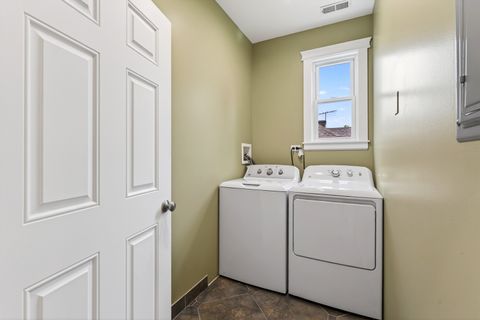 Tiny photo for Des Plaines, IL 60016 (MLS # 12647032)