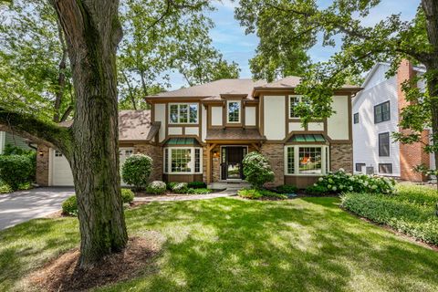 Photo of 1310 Champion Forest Court, Wheaton, IL 60187 (MLS # 12612296)